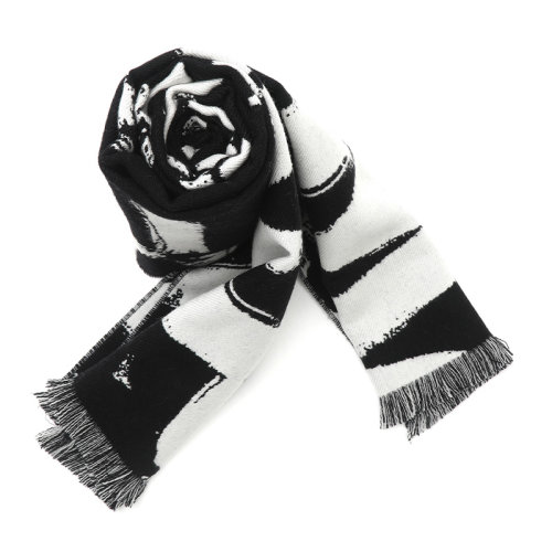 Alexander McQueen/亞歷山大麥昆男士長(zhǎng)款圍巾7020504200Q