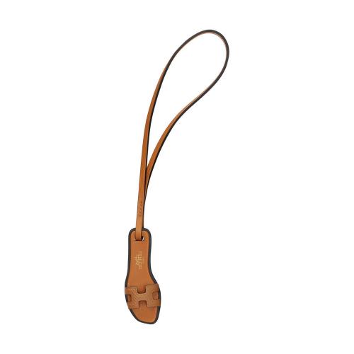  HERMES愛馬仕 22年秋冬 女士 掛飾 Accessoire de sac Oran nano H080148CAAB 預定商品2-6周發(fā)貨