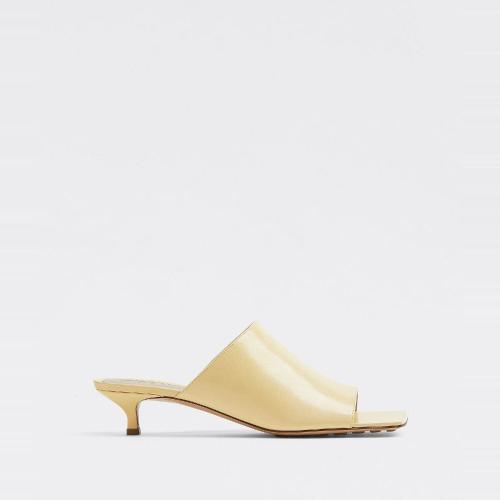  BV葆蝶家 22年秋冬 女士 中跟涼鞋 stretch 690022VBSF09362