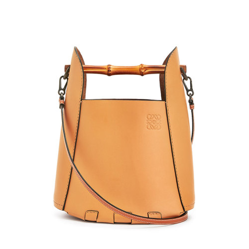 LOEWE/羅意威 Bamboo系列 蜂蜜色小牛皮竹制手柄單肩桶手提包0010315273
