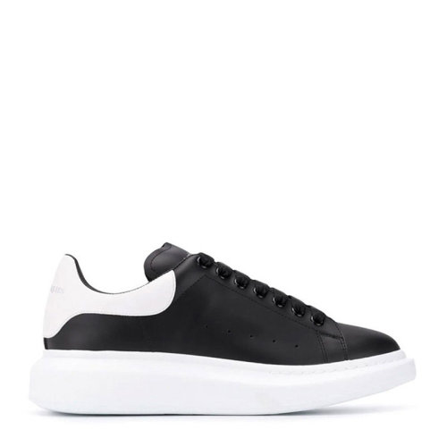 Alexander McQueen/亞歷山大麥昆  時(shí)尚百搭 系帶闊型 平底 男士黑色休閑運(yùn)動(dòng)鞋 553680WHGP51070  HKY210303
