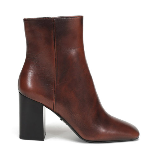 PRADA/普拉達(dá) 女士羊皮粗跟短靴 1T722L P70 F B085