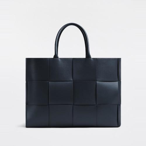  BV葆蝶家 22年秋冬 男士 手提包 sac arco tote grand format 680165VB1K08838