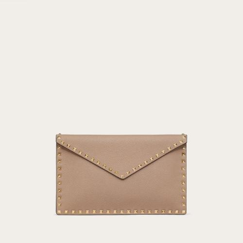  VALENTINO華倫天奴 22年秋冬 女士 手拿包 POCHETTE ENVELOPPE ROCKSTUD EN VEAU GRAINé 2W2P