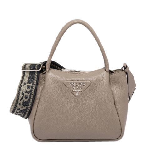 PRADA/普拉達(dá) 22年新款 女士小號黏土灰色皮革飾有三角徽標(biāo)配織物肩帶拉鏈開合單肩斜跨手提包1BC5_2DKV_F0572_V_3OO