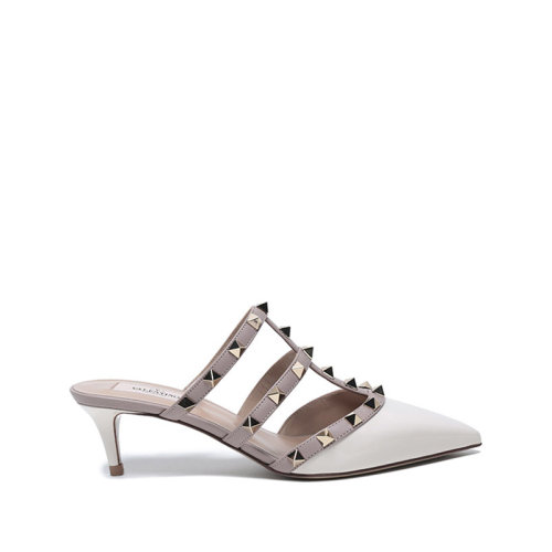 Valentino/華倫天奴 2021款 女士漆皮Rockstud鉚釘裝飾尖頭高跟鞋穆勒鞋 VW2S0V23 VNW