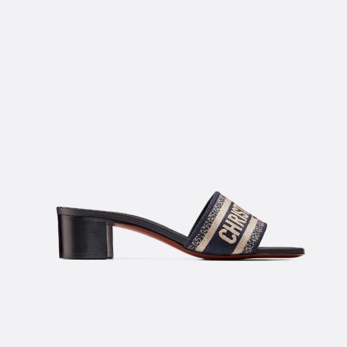  DIOR迪奧 22年春夏 女士 拖鞋 Dway 棉質(zhì)帶跟涼拖 KCQ244ERC_S56B 預(yù)定商品1-3周發(fā)貨