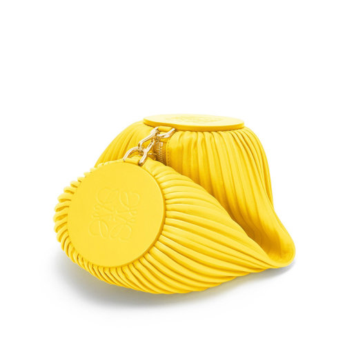 LOEWE/羅意威 22新款 女士檸檬草色羊皮革褶皺效果拉鏈開合兩端同色徽標壓紋手拿包手腕包單肩手提包A912P84X08-8240