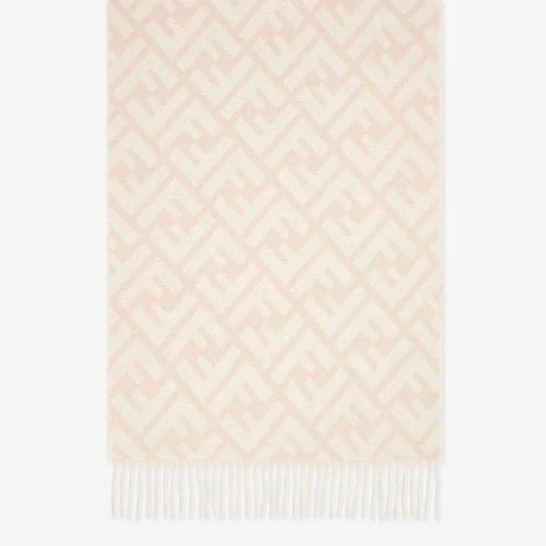  FENDI芬迪 22年秋冬 女士 圍巾 淺粉色羊絨圍巾 FXT260A8RSF0QB9