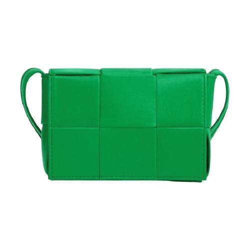  BV葆蝶家 22年秋冬 男士 單肩包 CASSETTE 667048VCQ723724 預定商品1-3周發(fā)貨