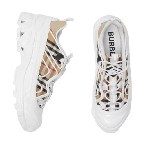  BURBERRY 22年秋冬 女士 Vintage 格紋棉質(zhì)拼皮革 Arthur 運(yùn)動(dòng)鞋 80394401 預(yù)定商品1-3周發(fā)貨