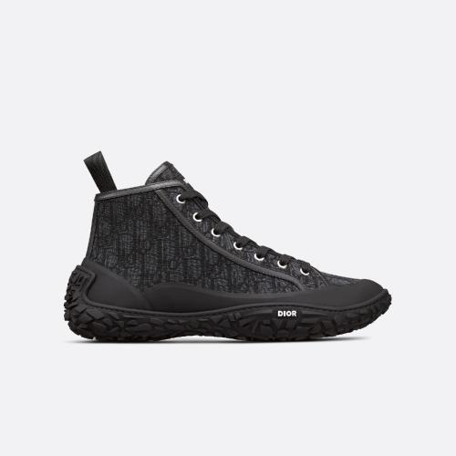  DIOR迪奧 22年秋冬 男士 休閑運動鞋 B28 高幫運動鞋 3SH131ZJW_H969 預(yù)定商品1-3周發(fā)貨