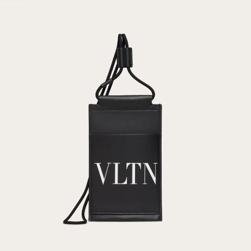  VALENTINO華倫天奴 22年秋冬 男士 手機包 étui tour de cou pour smartphone VLTN 1Y2P0T13L