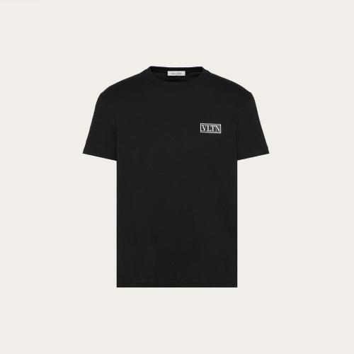  VALENTINO華倫天奴 22年春夏 男士 短袖T恤 T-SHIRT EN COTON A*w*VEC VLTN TAG WV3MG08G6LC0N 預(yù)定商品1-3周發(fā)貨