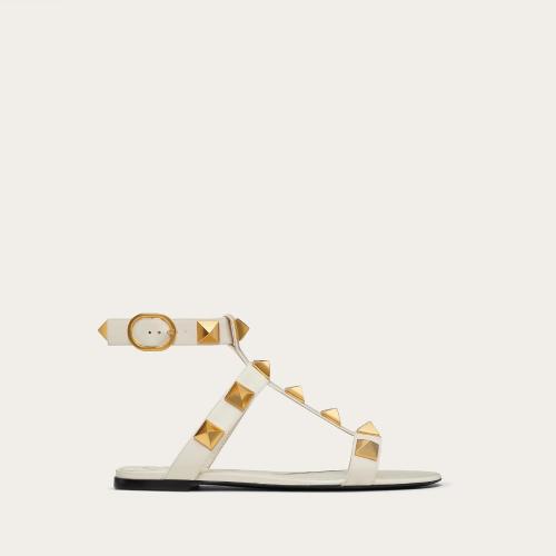  VALENTINO華倫天奴 22年秋冬 女士 平底涼鞋 SANDALES ROMAN STUD EN VEAU 1W2S0BU8ZWMI16