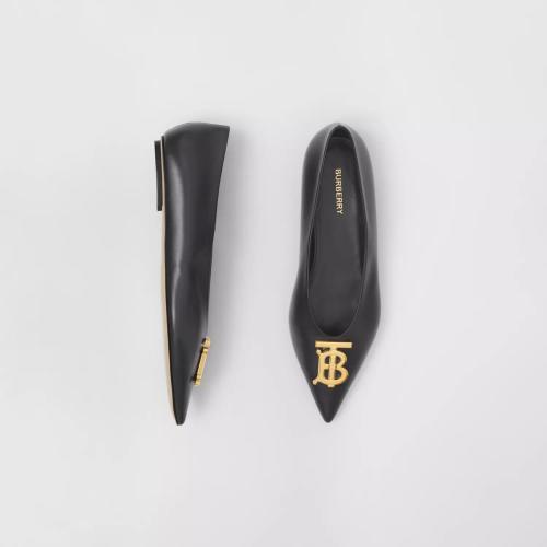  BURBERRY 22年秋冬 女士 專屬標識裝飾尖頭芭蕾平底鞋 80494171