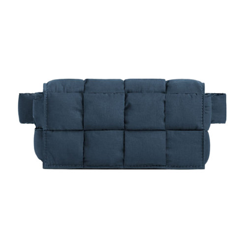 Bottega Veneta/葆蝶家 22新款 男士深藍(lán)色/淡藍(lán)色尼龍翻蓋磁扣開(kāi)合腰包709055V2B013110