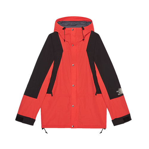 GUCCI/古馳 22秋冬款 The North Face聯名系列 女士紅色聚酰胺/棉混紡飾有白色刺繡LOGO圖案手臂黑色設計抽繩固定兜帽風衣夾克?663729ZAHTG6541