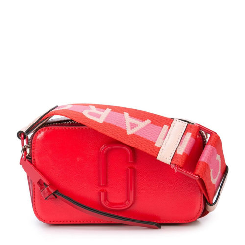 Marc Jacobs/馬克雅各布斯 SNAPSHOT系列女生紅色牛皮經(jīng)典金屬徽標(biāo)裝飾拉鏈開合單肩包斜挎包相機(jī)包女包 M0014538-937