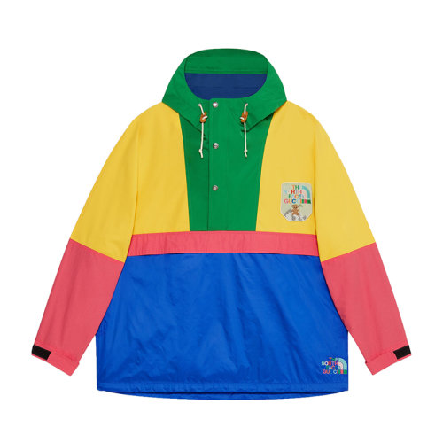 GUCCI/古馳 22秋冬款 The North Face聯(lián)名系列? 男士多色聚酰胺飾有彩色刺繡LOGO圖案背面飾有彩色貼片LOGO圖案泰迪熊貼片抽繩固定風(fēng)帽沖鋒衣夾克671467ZAH9I3