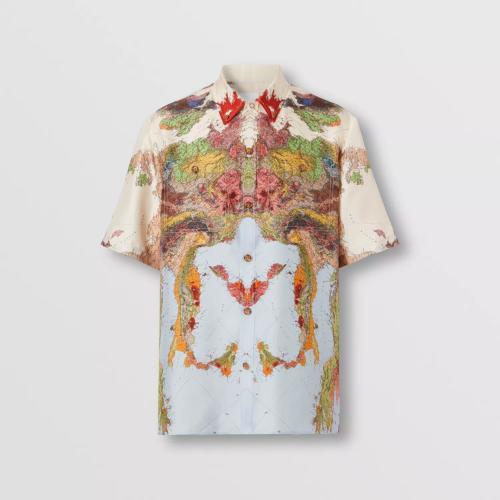  BURBERRY 22年秋冬 男士 地圖印花絲質(zhì)寬松短袖襯衫 80557441