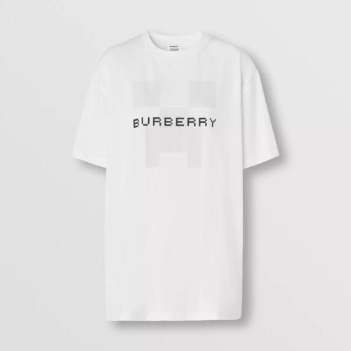  BURBERRY 22年秋冬 女士 徽標(biāo)印花棉質(zhì)寬松 T 恤衫 80644061