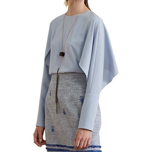 HUI/卉 女士長(zhǎng)袖襯衫19春季時(shí)尚藍(lán)灰色上衣圓領(lǐng)蝙蝠袖長(zhǎng)袖套頭衫