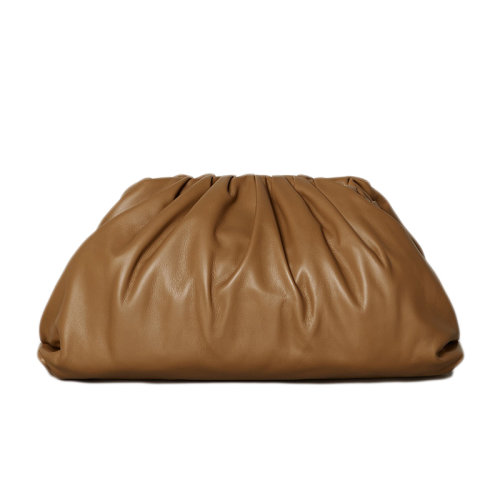 Bottega Veneta/葆蝶家 早秋新款 THE POUCH系列 深駝色小牛皮單隔層內(nèi)襯納帕皮革手拿包576227VCP402618