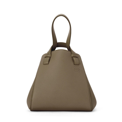 LOEWE/羅意威 22新款Hammock Nugget系列 女士月桂綠納帕牛皮革徽標(biāo)壓印單肩斜手提跨吊床包A538H04X06-2718