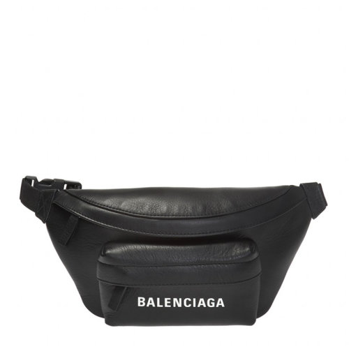 Balenciaga/巴黎世家 女士黑色羊皮經(jīng)典字母徽標裝飾拉鏈開合單肩包斜挎包胸包腰包女包 579617-DLQQN-1000