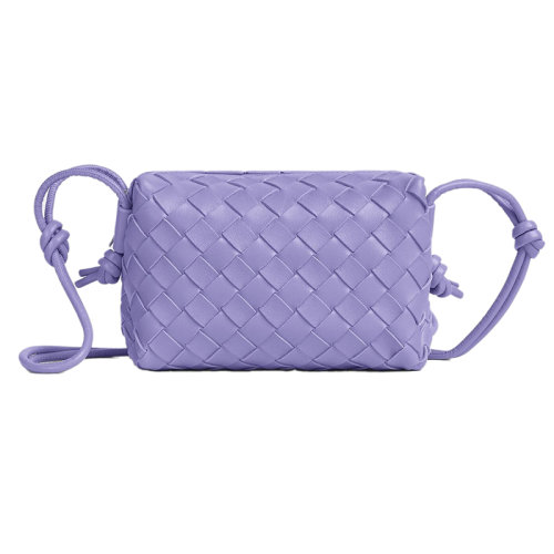 Bottega Veneta/葆蝶家 22新款 女士迷你紫色羔羊皮Intrecciato圖案拉鏈開合單肩斜挎相機包680254V1G114214