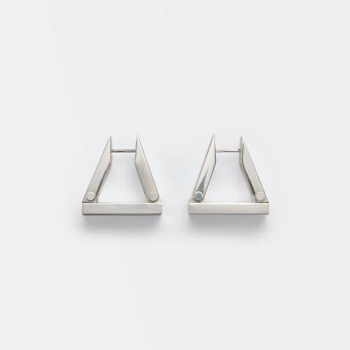  BV葆蝶家 22年秋冬 女士 耳環(huán) bolt 680272V50708117 預(yù)定商品1-3周發(fā)貨