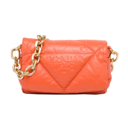 PRADA/普拉達 22新款 女士橙色絎縫納帕皮金色鏈條翻蓋橙色標志單肩手提包1BD315_2DYI_F0049_V_VAM