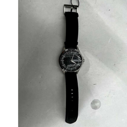 ARMANI EXCHANGE 男士透明石英腕表  （表盒 表 瑕疵）