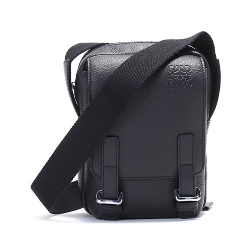 LOEWE/羅意威  男士超小號軍事風(fēng)格系列牛皮革單肩斜挎包 B553P59X01