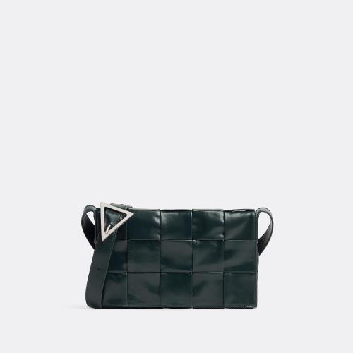  BV葆蝶家 22年秋冬 男士 單肩包 cassette 667298VCQ713015