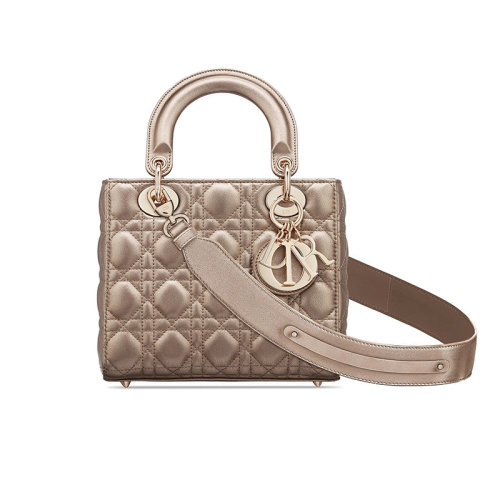 DIOR/迪奧 經(jīng)典款Lady Dior勛章款 女士小牛皮單肩手提包 （2色可選）  M0538OWEC_M20G