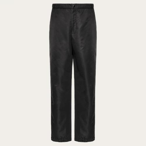  VALENTINO華倫天奴 22年秋冬 男士 休閑褲 PANTALON CARGO EN NYLON ORNé DUN CLOU 1V0RBJ057