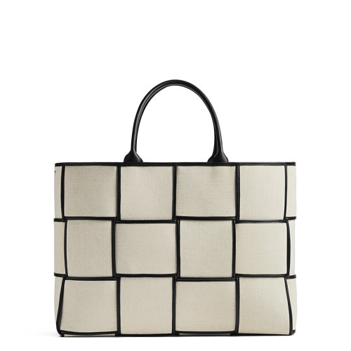 Bottega Veneta/葆蝶家 22新款A(yù)rco Tote系列 女士大號自然色/黑色Intreccio編織帆布手提托特包710196VMBN39811