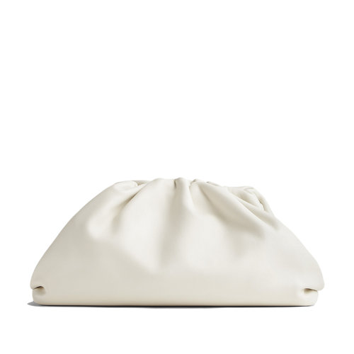 Bottega Veneta/葆蝶家 22春夏新款TEEN POUCH系列 女士白色小牛皮單隔層手拿云朵包690238V1BW09009