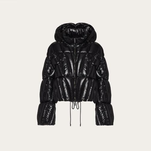  VALENTINO華倫天奴 22年秋冬 女士 羽絨服 DOUDOUNE EN NYLON LAQUé XB3CN0605LE0NO