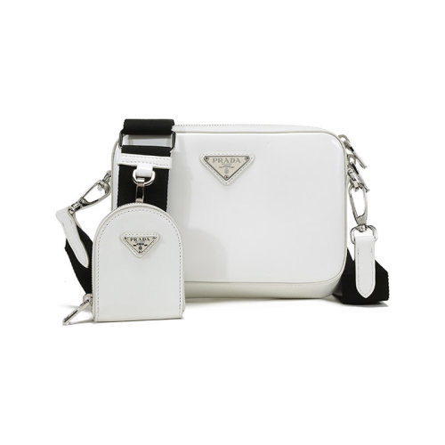 PRADA/普拉達  女士亮面皮革單肩斜挎包帶小掛包 1BH180 ZO6