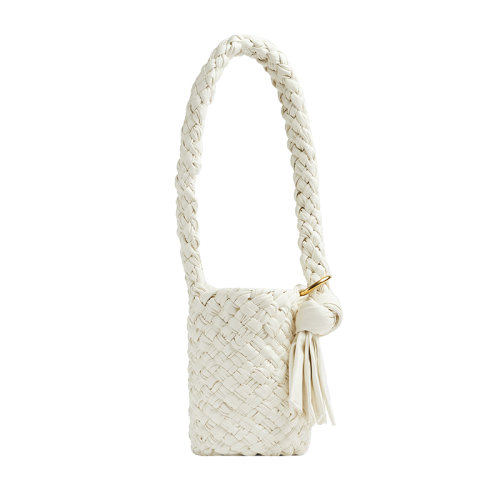 Bottega Veneta/葆蝶家 22新款 女士白色小牛皮Intreccio圖案褶皺皮革金屬環(huán)打結(jié)滑動肩帶黃銅飾面單肩手提包715021V2BJ09233