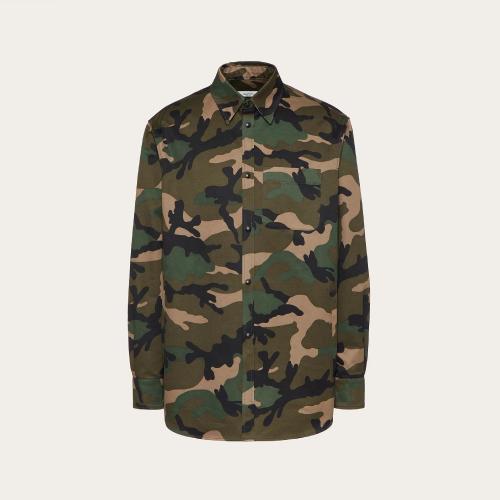  VALENTINO華倫天奴 22年秋冬 男士 長袖襯衫 SURCHEMISE CAMOUFLAGE EN COTON IMPRIMé VALENT