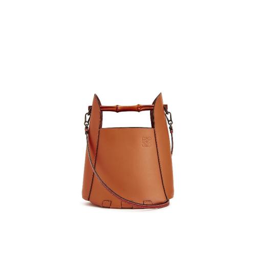  LOEWE羅意威 21年秋冬 女士 手提包 牛皮革 Bamboo Bucket 手袋 340.95.W37-2530 預(yù)定商品1-3周發(fā)貨