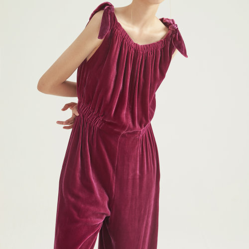 nisiss/怡夕系結(jié)肩帶側(cè)腰縮褶絲絨連身褲女士連體褲n181sn06