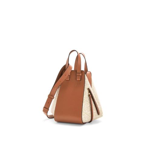  LOEWE羅意威 22年秋冬 女士 手提包 Small Hammock bag in Anagram jacquard and calfskin A53 預定商品1-3周發(fā)貨