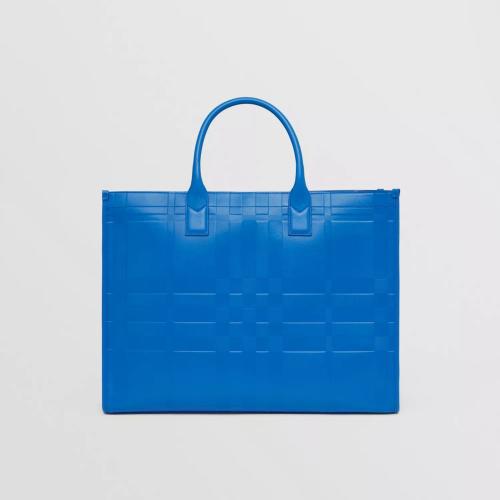  BURBERRY 22年秋冬 男士 格紋壓花皮革托特包 80577091