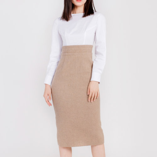 bifubyxingchen/彼伏白色棉質拼黃色疊腰羊毛女士連衣裙