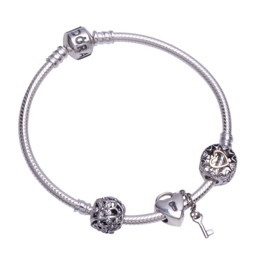 PANDORA/潘多拉 閃亮蛇骨鏈手鏈手鐲 PAND000